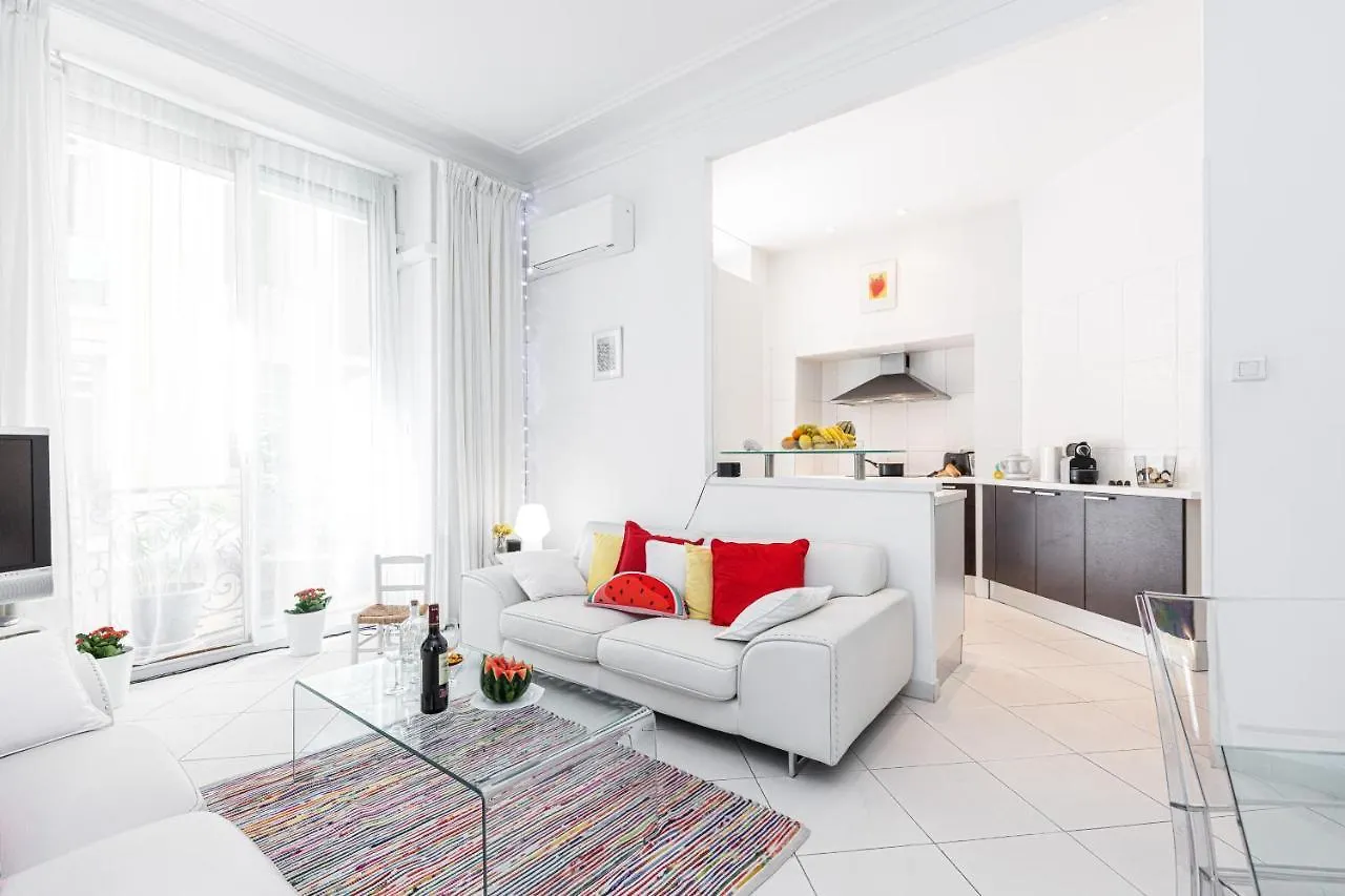 Feel Home - Grimaldi Nice